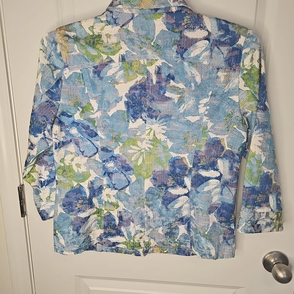 Christopher & Banks Floral Blue and Green Women's Jacket Size M‎